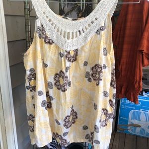 Ann Taylor Sleeveless Top